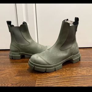 Ganni Lug Sole Rain Boots- Olive